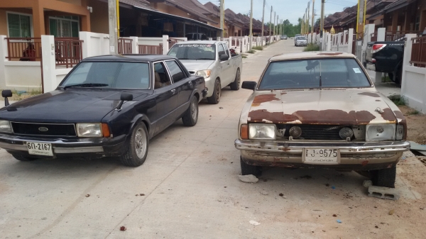 ขาย ford cortina mk4 แพคคู่ ไม่แยก ทะเบียนพร้อมชุดโอน..ราคาสุดคุ้ม