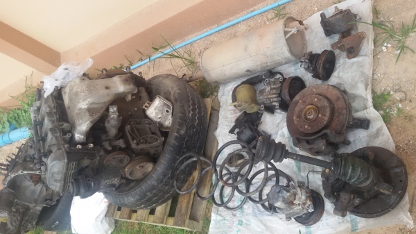 ขายเกียร์ขับ4 มาสด้าโครโน้ส แถมเครื่องเอาเปนอะไหล่