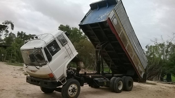 ดัมพ์HINO F17 เครื่อง 168แรง พ.เพาเวอร์ เบรกทิฟฟี่ เครื่องดี แคชซีสวย กระบะดั้มดี ยางดี 1เพลา เอกสารพร้อมโอน