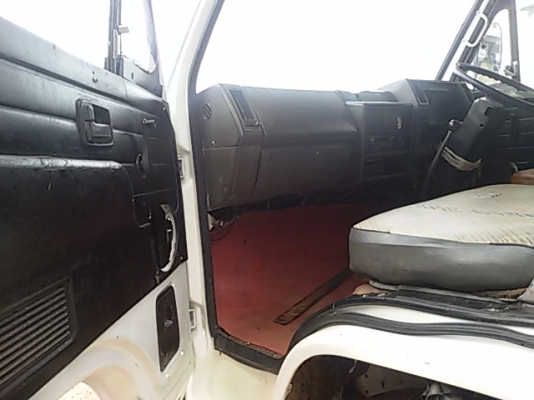 ขาย 6 ล้อISUZU NKR 100แรงม้า (4BC2)รถห้างแท้ๆรถบ้านเดิมๆ (ขายให้ลูกค้ากำแพงเพชรไปแล้วคับ)(ซื้อสด)สวยจัดเครื่องแน่น แห้ง แรงดีสุดๆ แซสซีสวยๆ สวยตลอดเส้น ย่างใหม่ 5 เส้น รถสวยๆพร้อมใช้งานได้เลยไม่ต้อวทำอะไรอีก พร้อมโอน