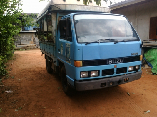 ต้องการขาย 4 ล้อ อีซูซุ 88 แท้ห้าง ปี36เกียร์สั้นสภาพพร้อมใช้ เครื่องฟิตดีไม่มีเยิ้ม สภาพสวย  ซื้อไปใช้งานได้เลย