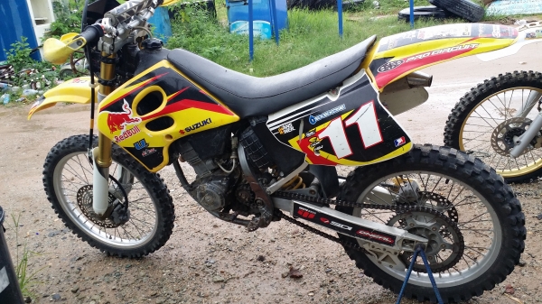 ขายด่วน SUZUKI RM 250 เครื่องโชนิค ลูกสูบCBR