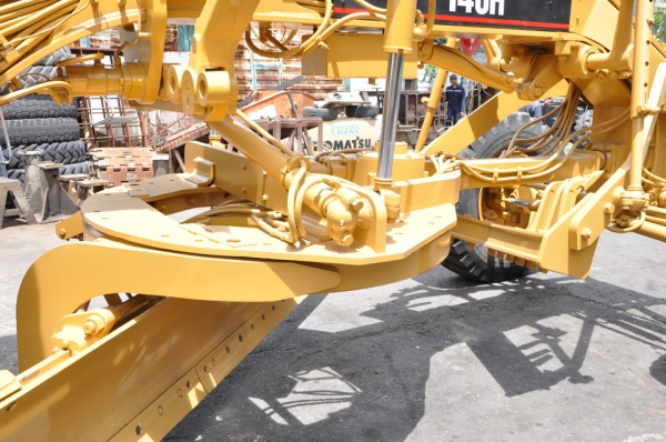 CATERPILLAR 140 H  SN  2ZK03075