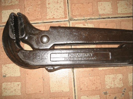 ขายประแจคอม้าจับแป๊บ DOWIDAT 175T-4 ( 4นิ้ว ) Made in Germany.