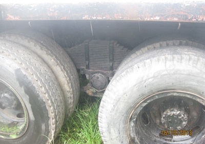 ขาย F17 สิบล้อเพลาเดียวพื้นเรียบยาว 6 m เครื่อง EH700 168 แรง โทร 088-4501277ขาย F17 สิบล้อเพลาเดียวพื้นเรียบยาว 6 m เครื่อง EH700 168 แรง โทร 088-4501277