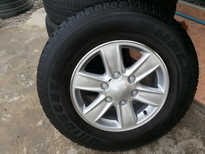 ขายแม็กIsuzu All New Hilander ขอบ16 พร้อมยาง 4 ล้อ