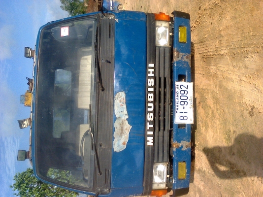 รถเครน  MISUBISI  100  แรง  เครื่องดี  ครัชชีสวย  พร้อมใช้งาน