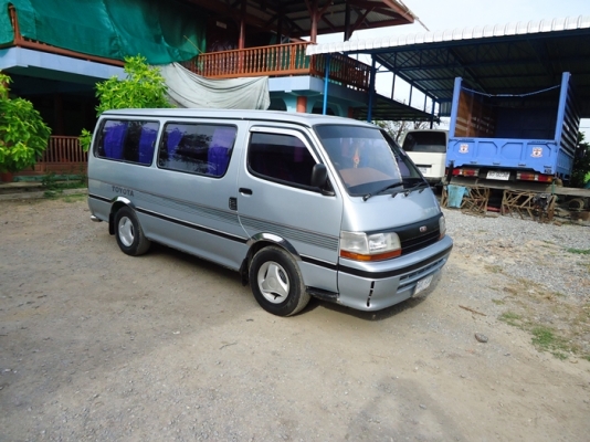 รถตู้ Toyota hiace เครือง 1 KZ เทอร์โบ แรงๆ แต่ ประหยัด น้ำมันคับ รถตู้ Toyota hiace เครือง 1 KZ เทอร์โบ แรงๆ แต่ ประหยัด น้ำมันคับ