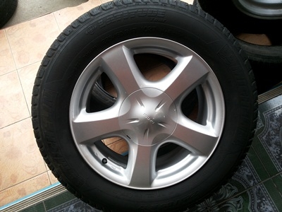 ขายล้อแม็กISUZU All New ขอบ17 พร้อมยาง 225/65/17 4 ล้อ