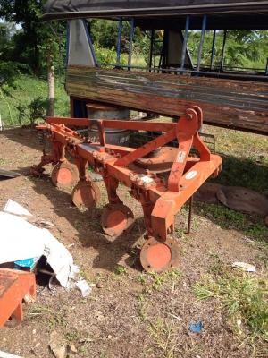 ขายผาน 4 โครง 4 ตราช้าง