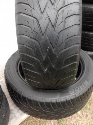 265/50R20 ไม่มีปะทั้ง 2 เส้น . ปี 11 TEL.081-427-3941