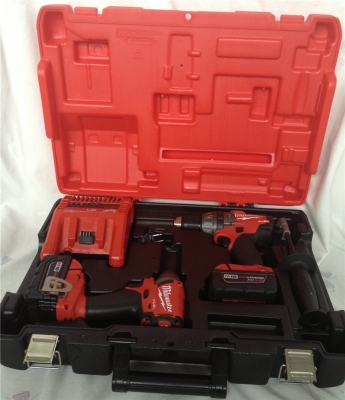 ชุดสว่านไร้สาย Milwaukee 2797-22 มีสว่านกระแทกและสว่านไขควง กล่องใหญ่มาก ชุดสว่านไร้สาย Milwaukee 2797-22 มีสว่านกระแทกและสว่านไขควง กล่องใหญ่มาก