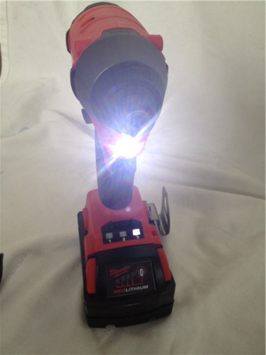 ชุดสว่านไร้สาย Milwaukee 2797-22 มีสว่านกระแทกและสว่านไขควง กล่องใหญ่มาก ชุดสว่านไร้สาย Milwaukee 2797-22 มีสว่านกระแทกและสว่านไขควง กล่องใหญ่มาก