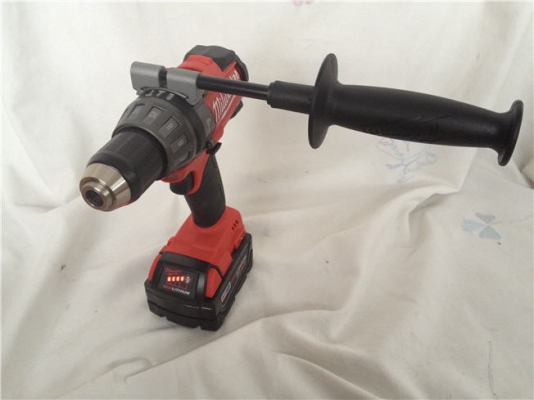 ชุดสว่านไร้สาย Milwaukee 2797-22 มีสว่านกระแทกและสว่านไขควง กล่องใหญ่มาก ชุดสว่านไร้สาย Milwaukee 2797-22 มีสว่านกระแทกและสว่านไขควง กล่องใหญ่มาก