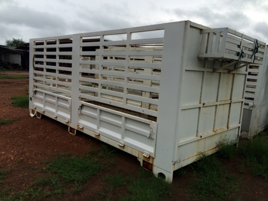 ขายกะบะอีซูซุ 6 ล้อช่วงยาว 5 เมตร กะบะเหล็ก แผงข้างมิเนียม มีคอกสูง ถอดจาก อีผซูซุ NPR