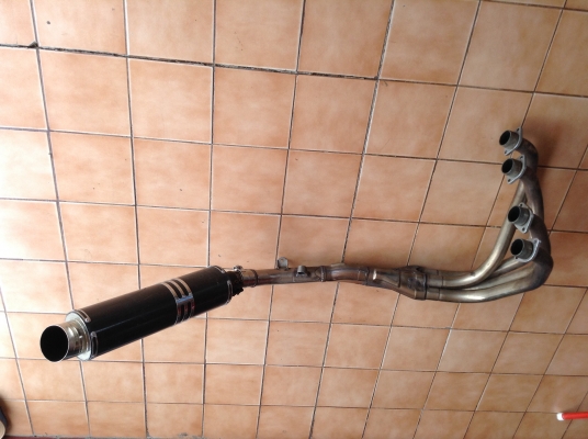 ธารนนทบุรี//ขายท่อเลสใส่ honda cb1300 ปี99-2000 ราคา15,000 บาท ธารนนทบุรี//ขายท่อเลสใส่ honda cb1300 ปี99-2000 ราคา15,000 บาท