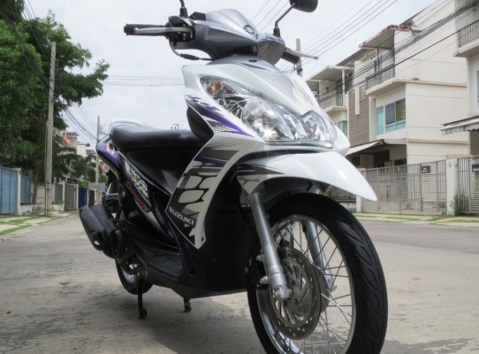 7 เดือน Suzuki Skydrive ลายใหม่ สวยสุดๆ หัวฉีด เดิมดี ไม่มีบิวด์ เพียง 23,900 บาทเท่านั้น 7 เดือน Suzuki Skydrive ลายใหม่ สวยสุดๆ หัวฉีด เดิมดี ไม่มีบิวด์ เพียง 23,900 บาทเท่านั้น