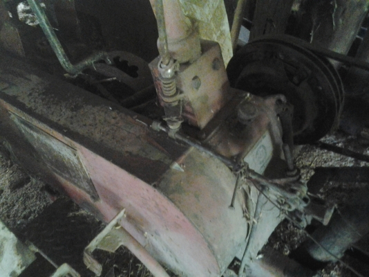 ขายรถไถนังขับเครื่องคูโบต้า2สูบของสิงห์สยามลดเหลือ35000บาท ขายรถไถนังขับเครื่องคูโบต้า2สูบของสิงห์สยามลดเหลือ35000บาท