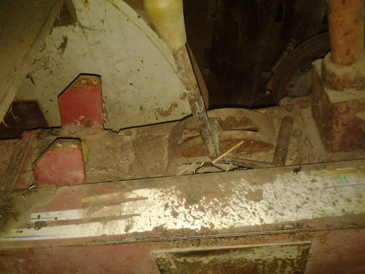 ขายรถไถนังขับเครื่องคูโบต้า2สูบของสิงห์สยามลดเหลือ35000บาท ขายรถไถนังขับเครื่องคูโบต้า2สูบของสิงห์สยามลดเหลือ35000บาท