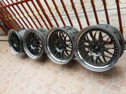 แม็กขอบ 18  5รู114  หน้า 8.5 หลัง 9.5 สวยๆ ไม่มีดุ้ง ไม่มีซ่อม