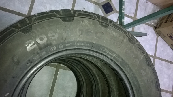 CONTINANTAL 205 R16