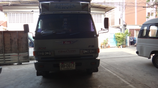 ขายรถบรรทุก 6 ล้อ ตู้บรรทุก