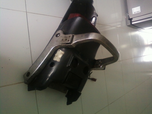 ขายชุดบังโคลนหลัง อิลิมิเนเตอร์ KAWASAK 400 CC ราคา 1000 บาท