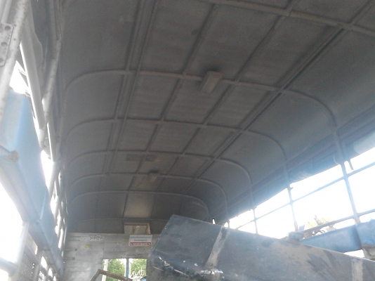 ขายด่วน กระบะรถ6ล้อกลาง พร้อมหลังคา