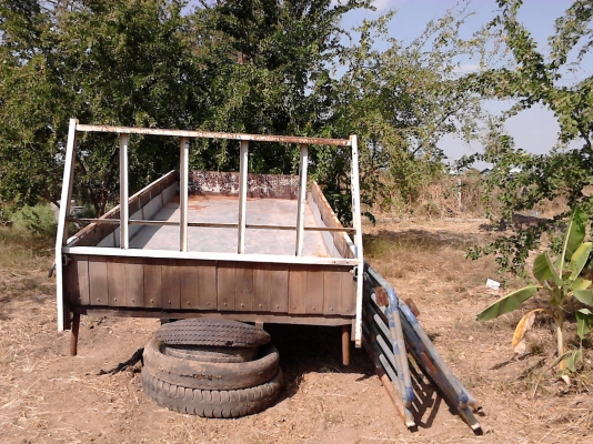 ขาย กระบะรถ6ล้อกลาง พร้อมเหล็กข้าง