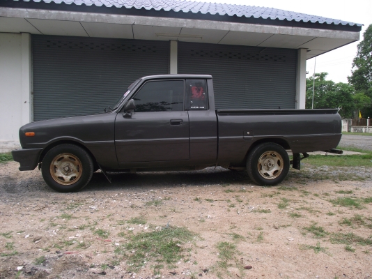ขาย mazda 1400