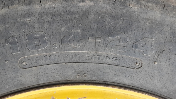 ขายรถตัก KOMATSU 515-2 สวยๆครับ ขายรถตัก KOMATSU 515-2 สวยๆครับ