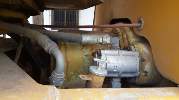 ขายรถตัก KOMATSU 515-2 สวยๆครับ ขายรถตัก KOMATSU 515-2 สวยๆครับ