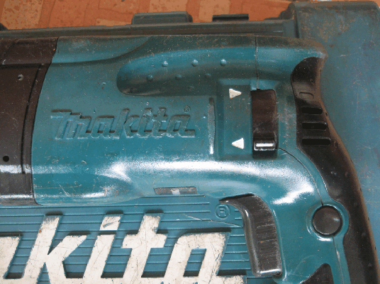 ขายสว่านโรตารี่ Makita HR2470F 3ระบบ ซ้าย-ขวา แท้100\%.