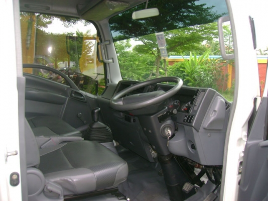 ISUZU NLR 130 มือเดียวออกห้าง บรรทุกไม่ติดเวลา ISUZU NLR 130 มือเดียวออกห้าง บรรทุกไม่ติดเวลา