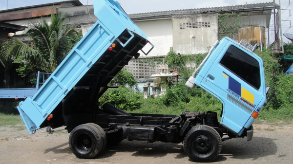 ISUZU NKR ดั๊ม3คิว เครื่องดี ดั๊มดี พร้อมใช้