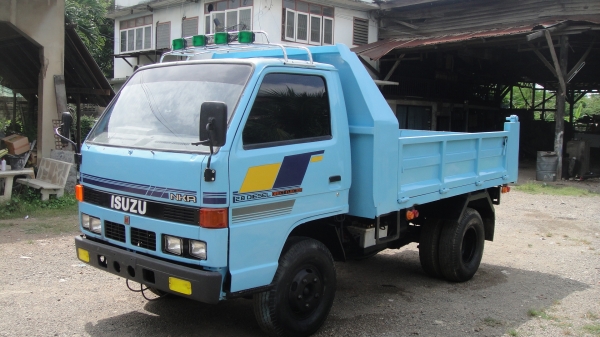 ISUZU NKR ดั๊ม3คิว เครื่องดี ดั๊มดี พร้อมใช้