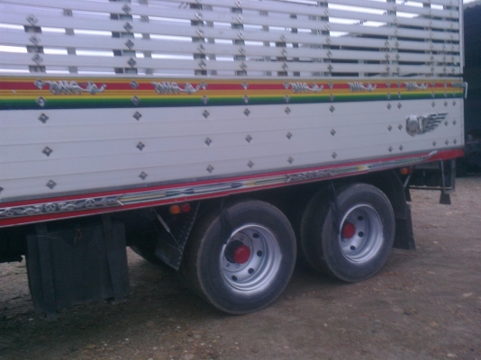 ขายรถ 10 ล้อ  ราคา 880000  บาท