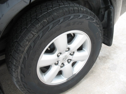 FORTUNER LPG โดนัท 2.7 AUTO ไม่เคยชนครับ FORTUNER LPG โดนัท 2.7 AUTO ไม่เคยชนครับ