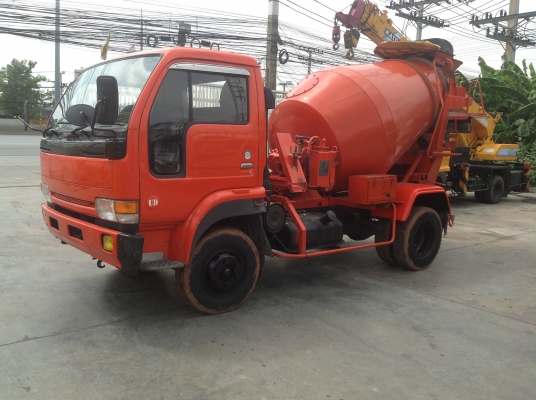 รถโม่ปูนเก่านอก   เอกสารอินวอยซ์ เบรค ทิฟฟี่  พวงมาลัยเพาเวอร์ แอร์