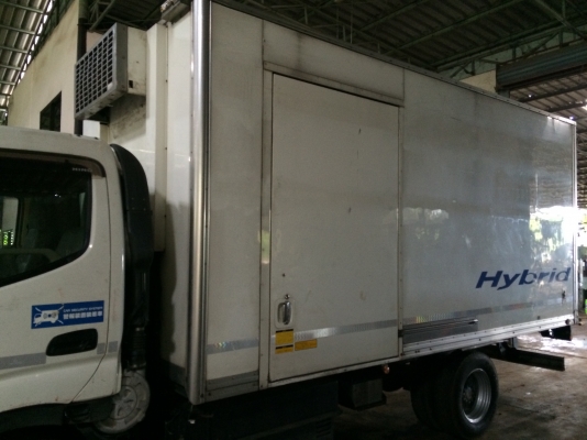 ขายตู้เย็นถอดจาก รถ6 ล้อ มือสองสภาพดีจากญี่ปุ่น