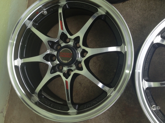 ขายล้อแม็ก CE28 ขอบ 15 และยาง 175/65/15