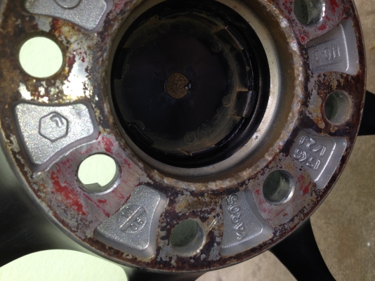 ขายล้อแม็ก CE28 ขอบ 15 และยาง 175/65/15