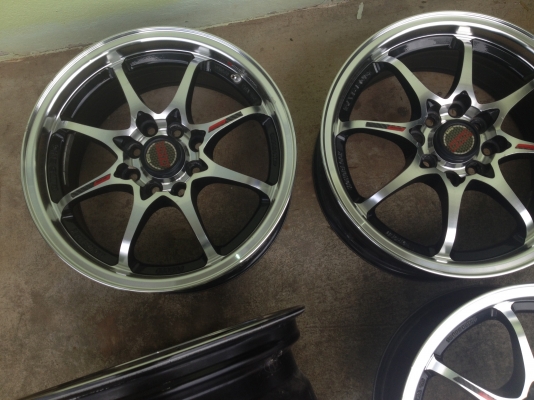 ขายล้อแม็ก CE28 ขอบ 15 และยาง 175/65/15