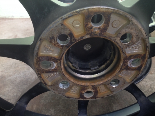 ขายล้อแม็ก CE28 ขอบ 15 และยาง 175/65/15