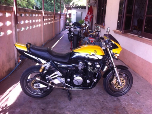 มาใหม่ cb400 ปี98 รุ่นฉลอง50ปีแท้ ปรับราคาใหม่ รถอีก 5คัน ครับต่อลองได้