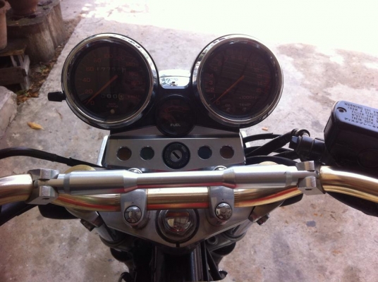 มาใหม่ cb400 ปี98 รุ่นฉลอง50ปีแท้ ปรับราคาใหม่ รถอีก 5คัน ครับต่อลองได้