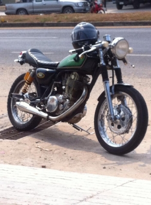 มาใหม่ cb400 ปี98 รุ่นฉลอง50ปีแท้ ปรับราคาใหม่ รถอีก 5คัน ครับต่อลองได้