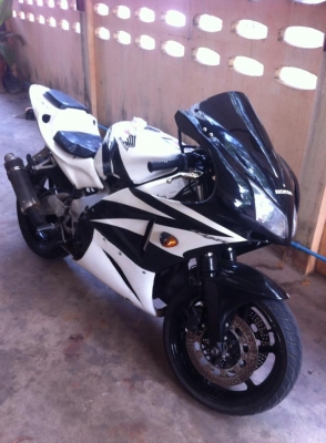 มาใหม่ cb400 ปี98 รุ่นฉลอง50ปีแท้ ปรับราคาใหม่ รถอีก 5คัน ครับต่อลองได้