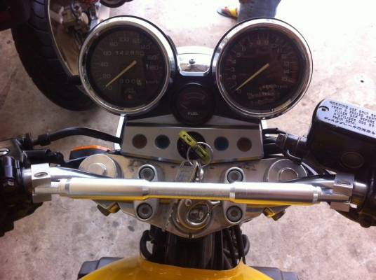 มาใหม่ cb400 ปี98 รุ่นฉลอง50ปีแท้ ปรับราคาใหม่ รถอีก 5คัน ครับต่อลองได้