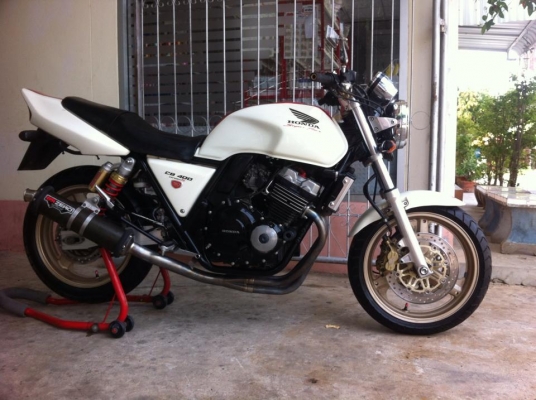 มาใหม่ cb400 ปี98 รุ่นฉลอง50ปีแท้ ปรับราคาใหม่ รถอีก 5คัน ครับต่อลองได้